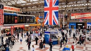 A Walk Through The London Victoria Station London England [upl. by Carena829]